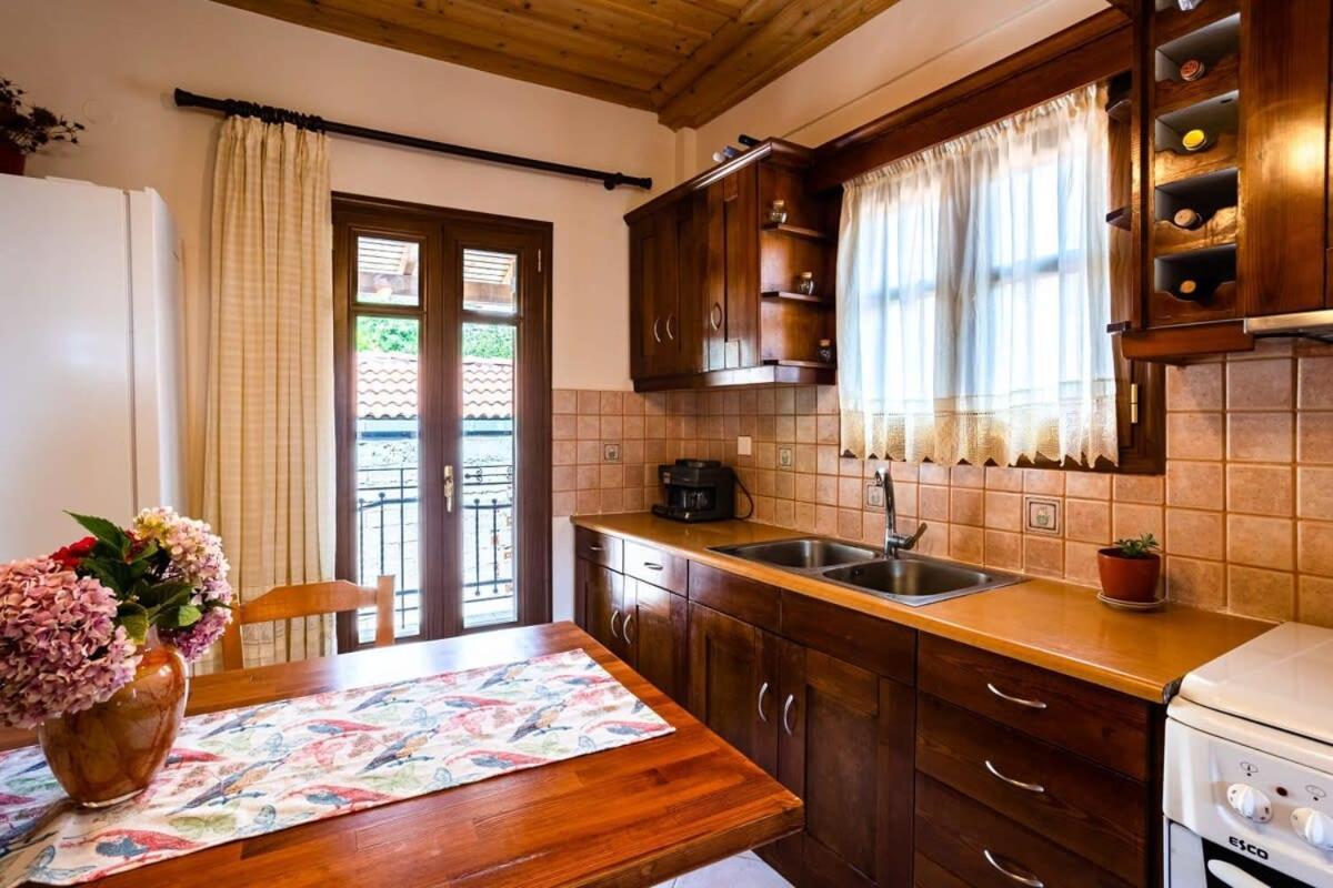 Stemnitsa Stone Residence - Comfy Mountain Getaway Zewnętrze zdjęcie